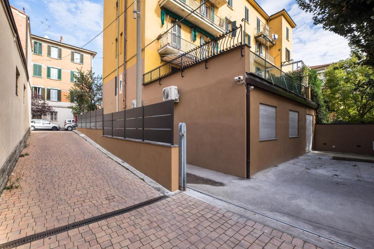 Residence Sant'Orsola - Pizzardi Suites Apartments Болоня Екстериор снимка