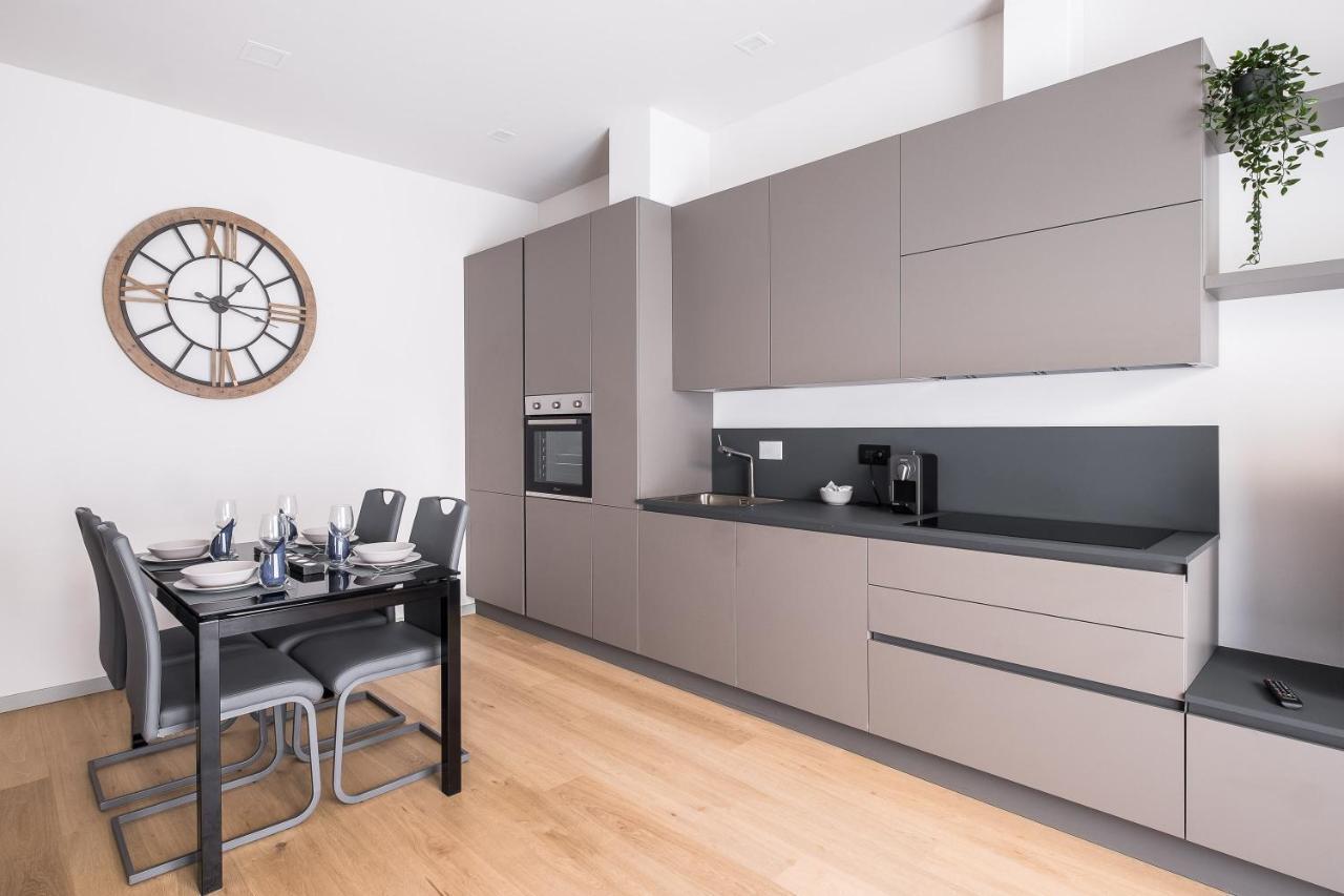 Residence Sant'Orsola - Pizzardi Suites Apartments Болоня Екстериор снимка