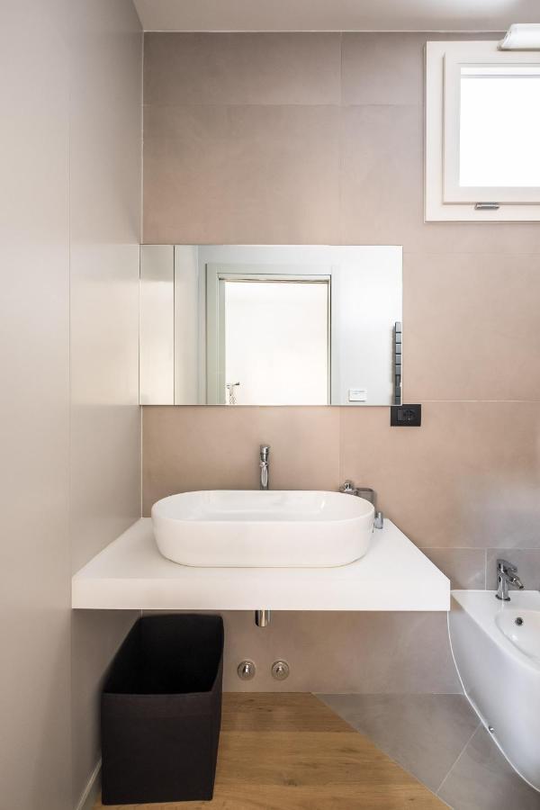 Residence Sant'Orsola - Pizzardi Suites Apartments Болоня Екстериор снимка